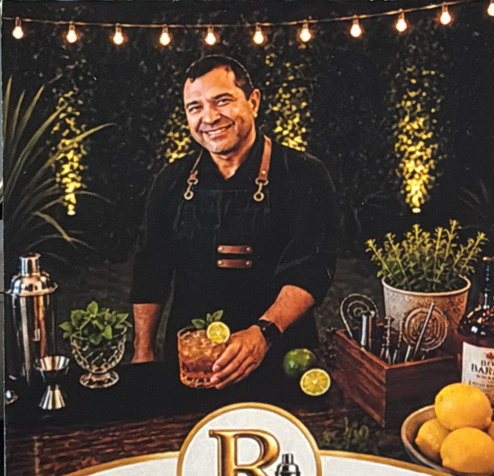 Ramón Sandoval, bartender